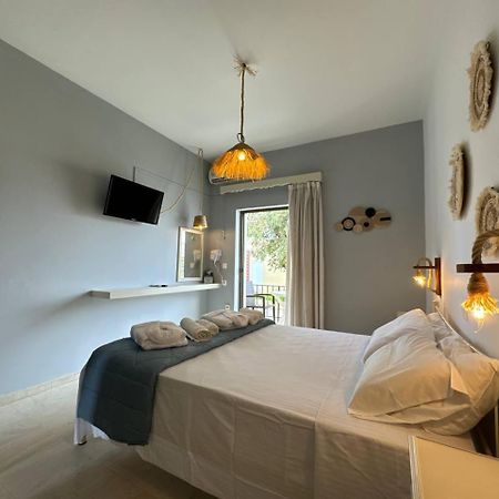 3 Little Pigs Bed & Breakfast Sidárion Eksteriør bilde
